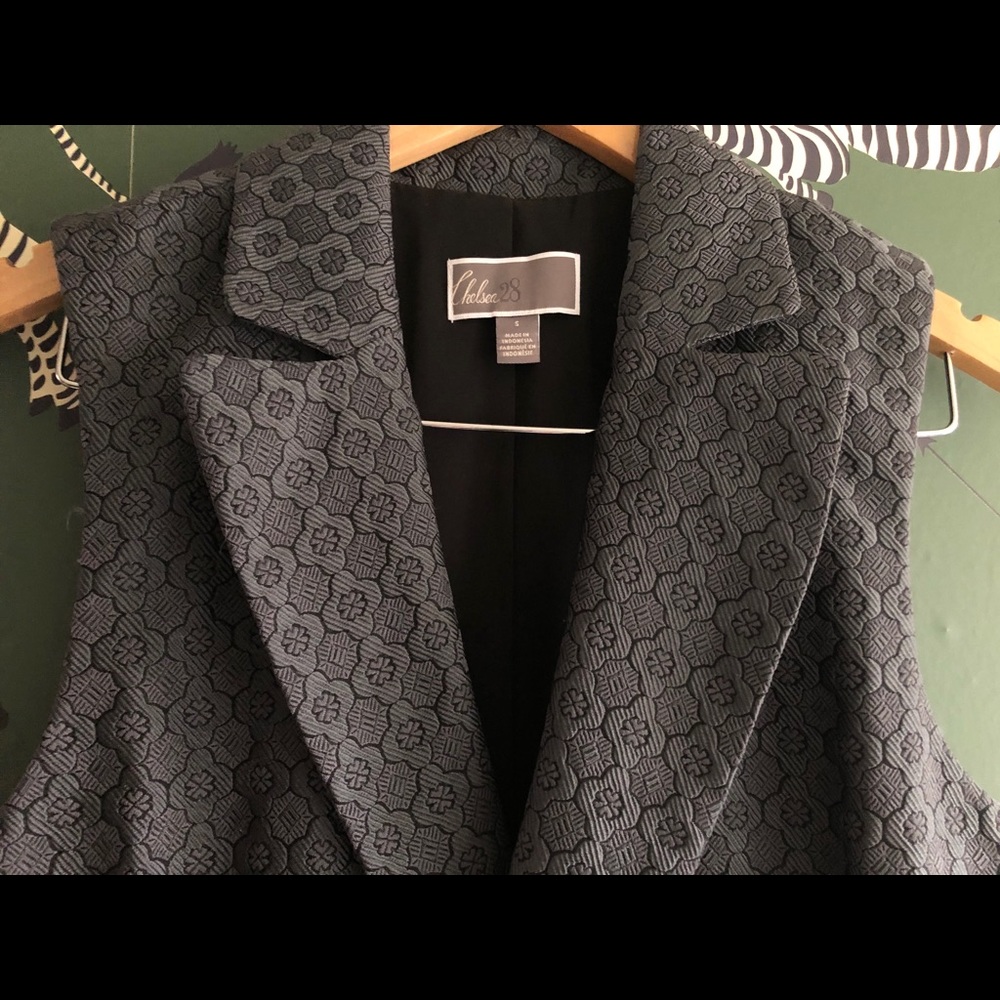 Chelsea 28 Long Suit Vest